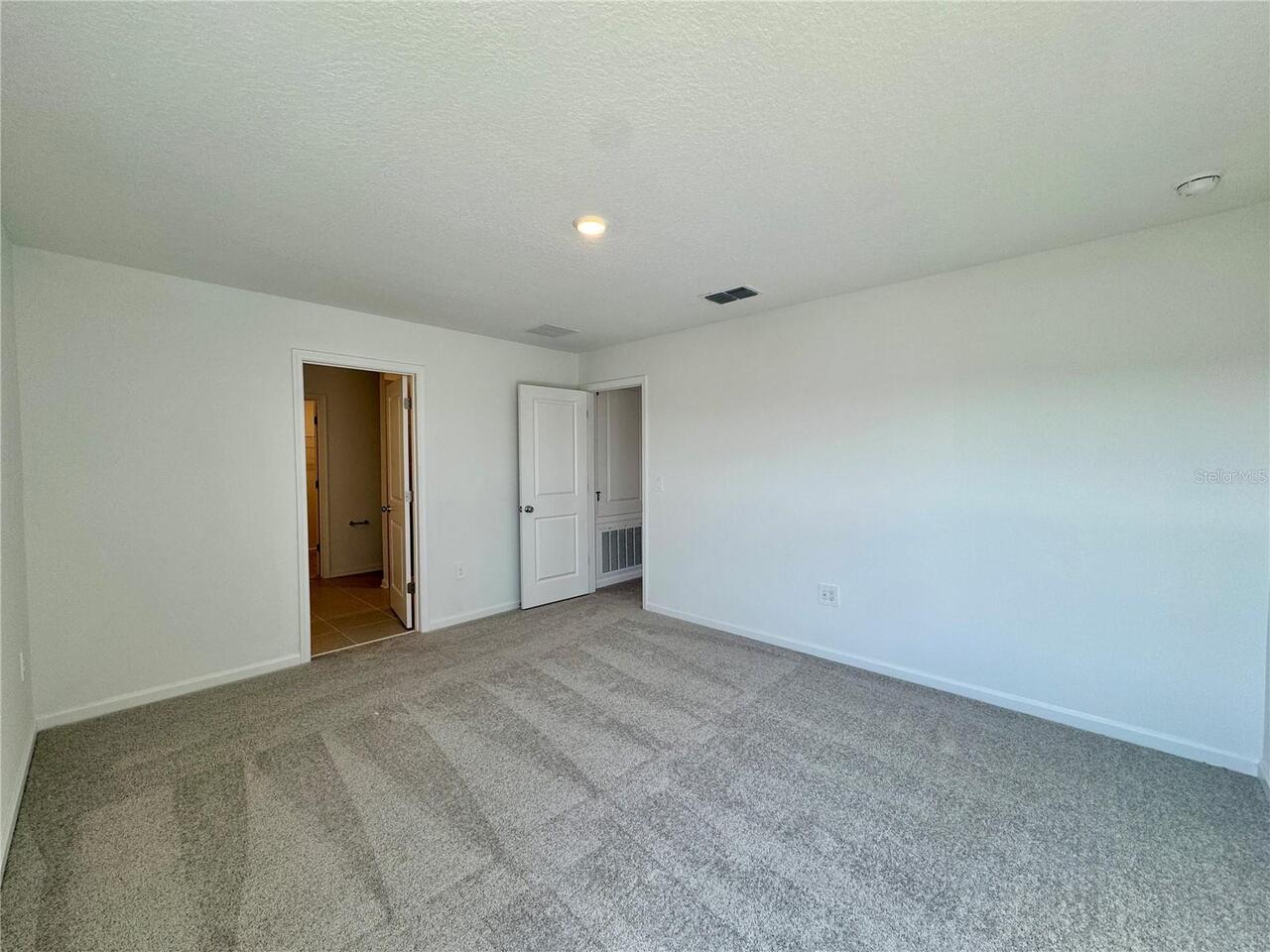 Listing Photo 37