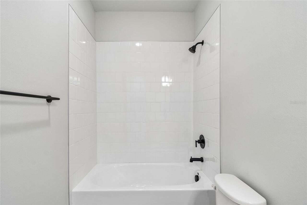 Listing Photo 34