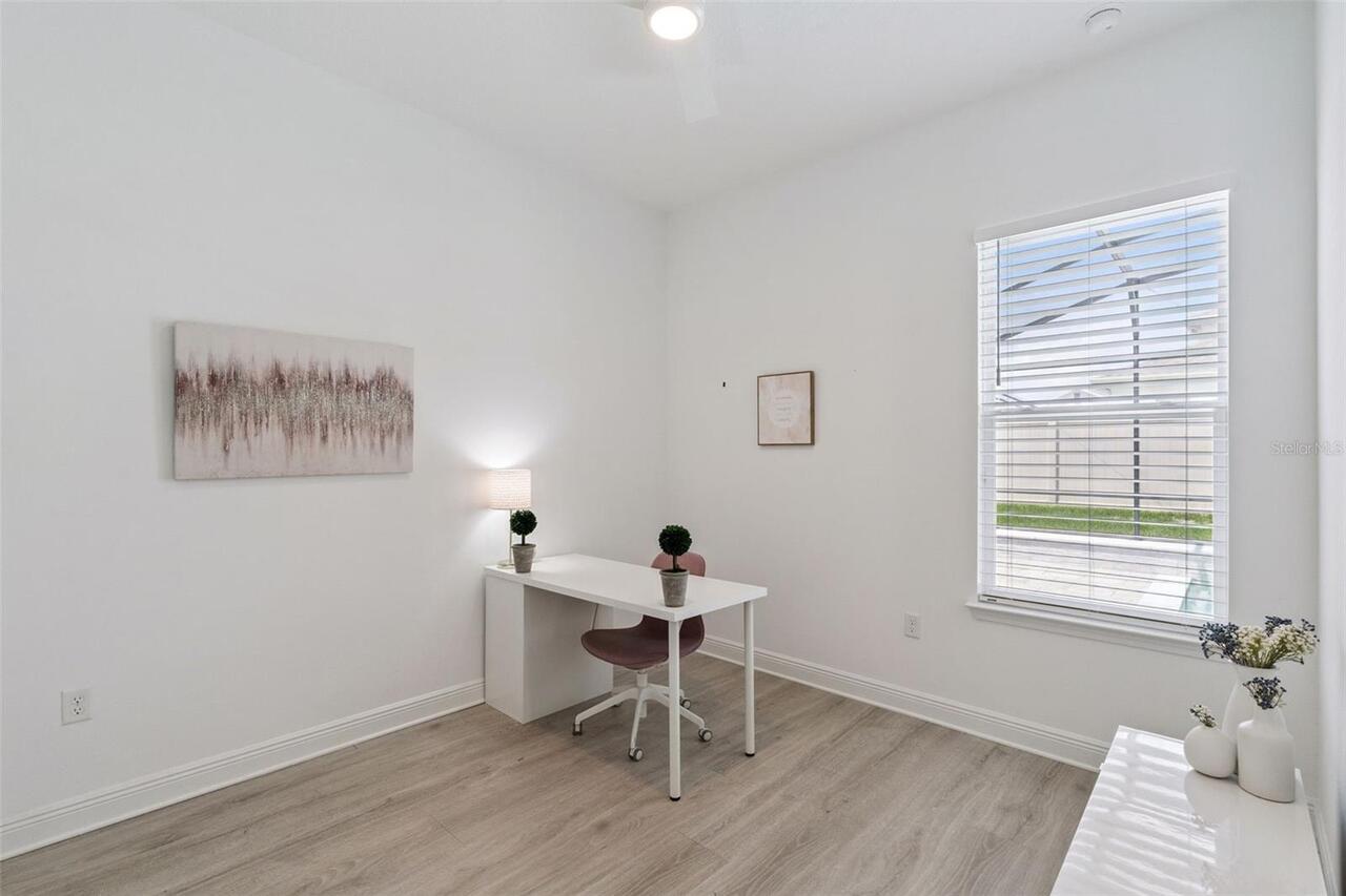 Listing Photo 17