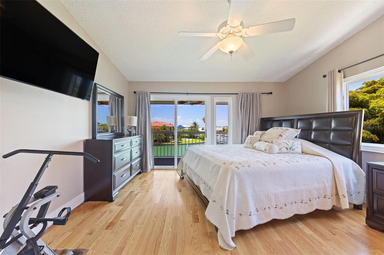 Listing Photo 25