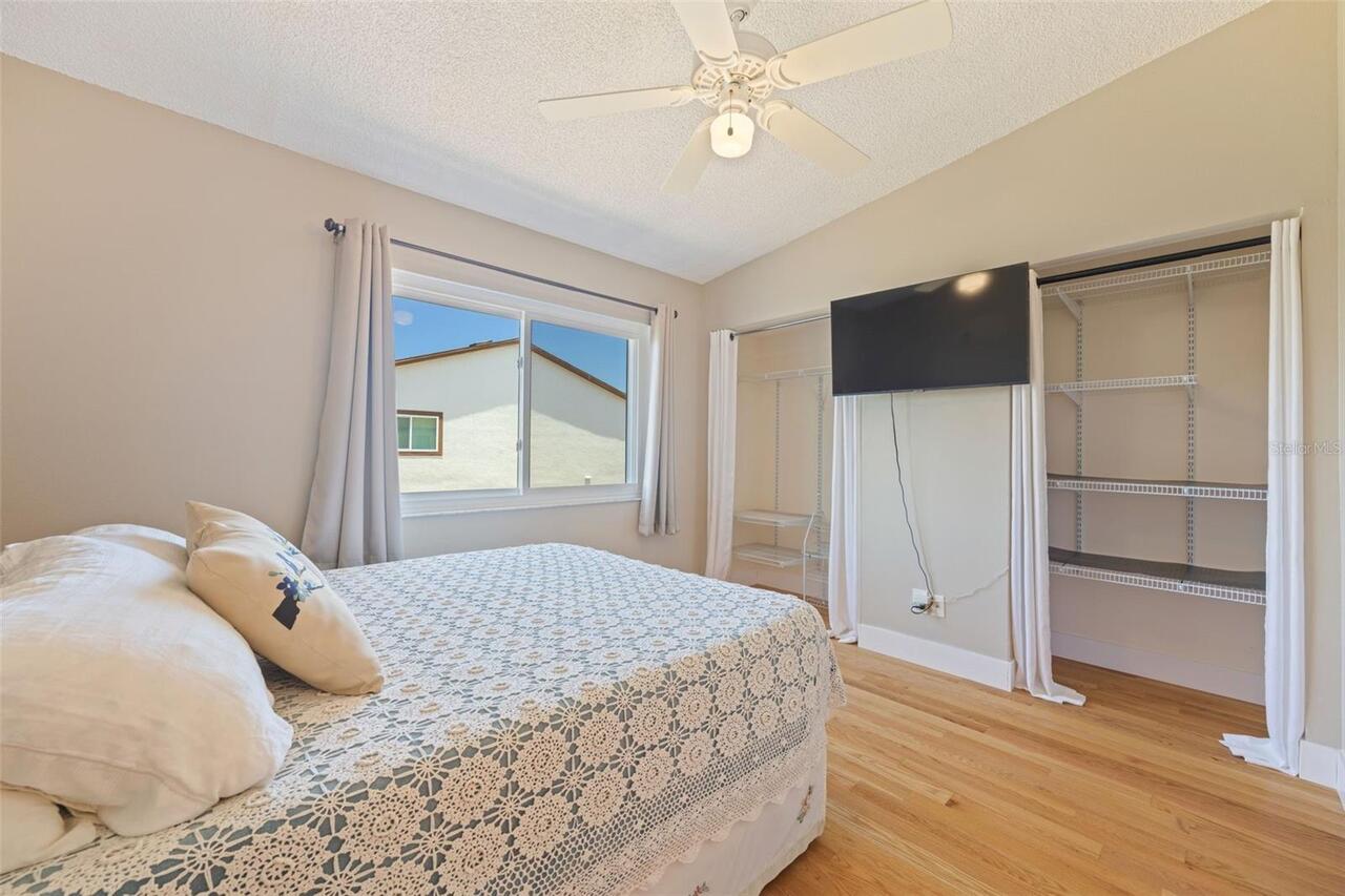 Listing Photo 33