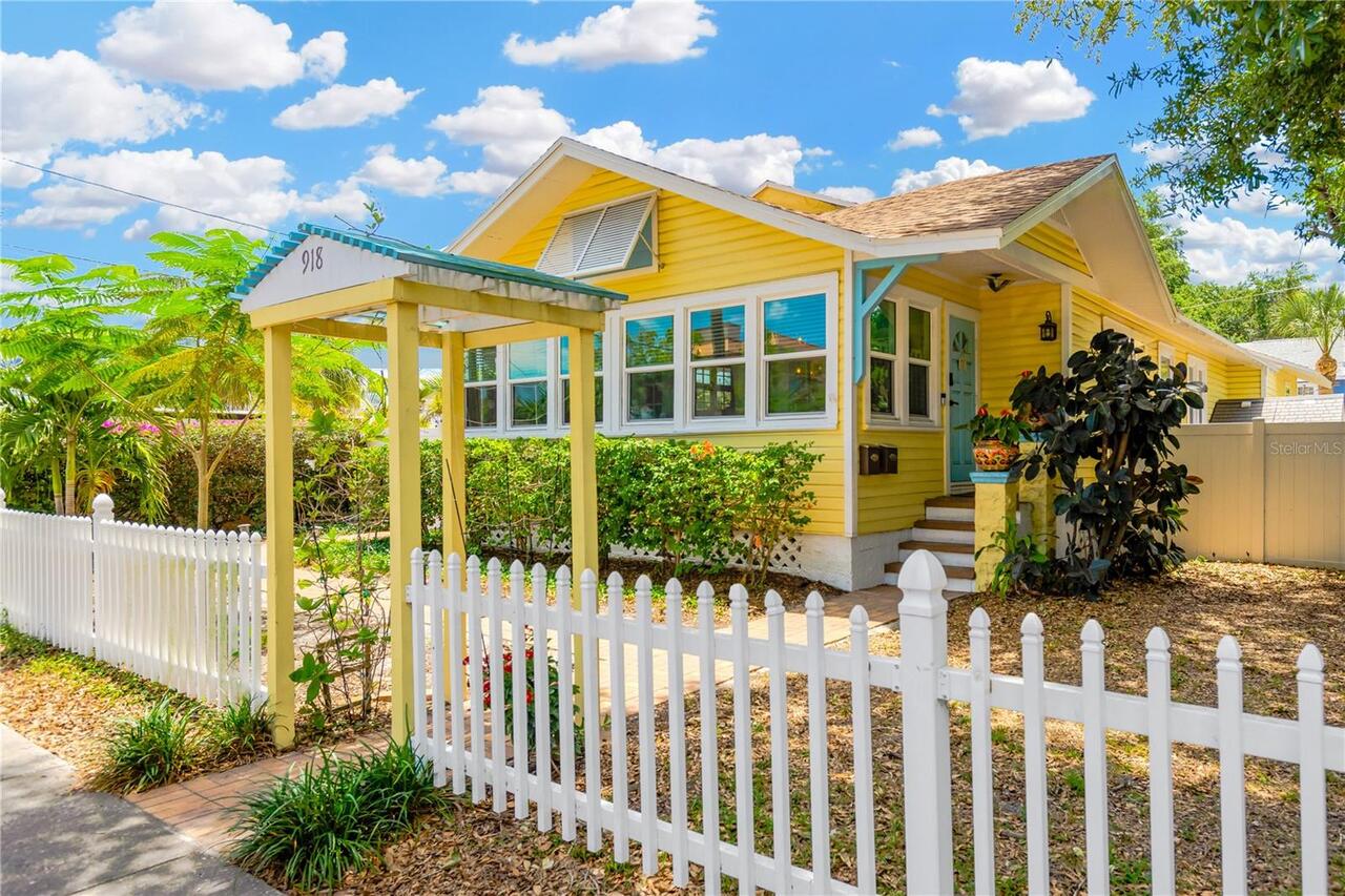 St Petersburg Real Estate