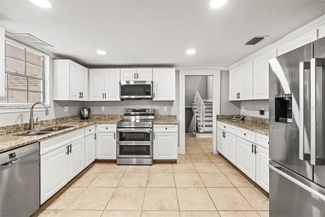 Listing Photo 15
