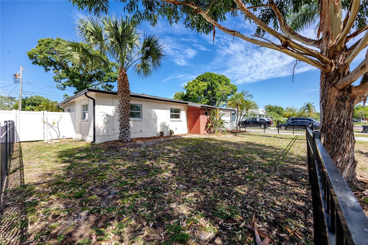 Listing Photo 44