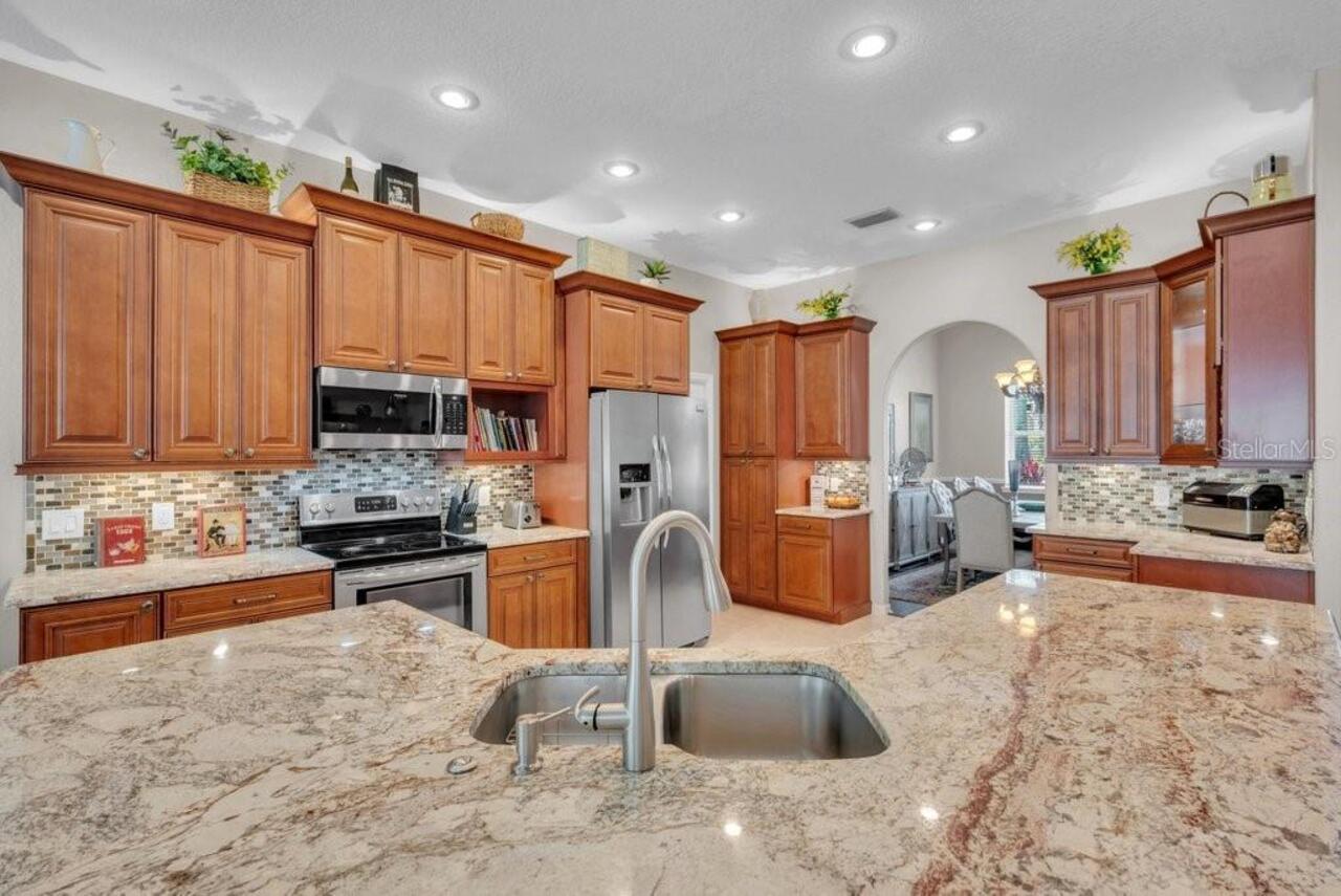 Listing Photo 15