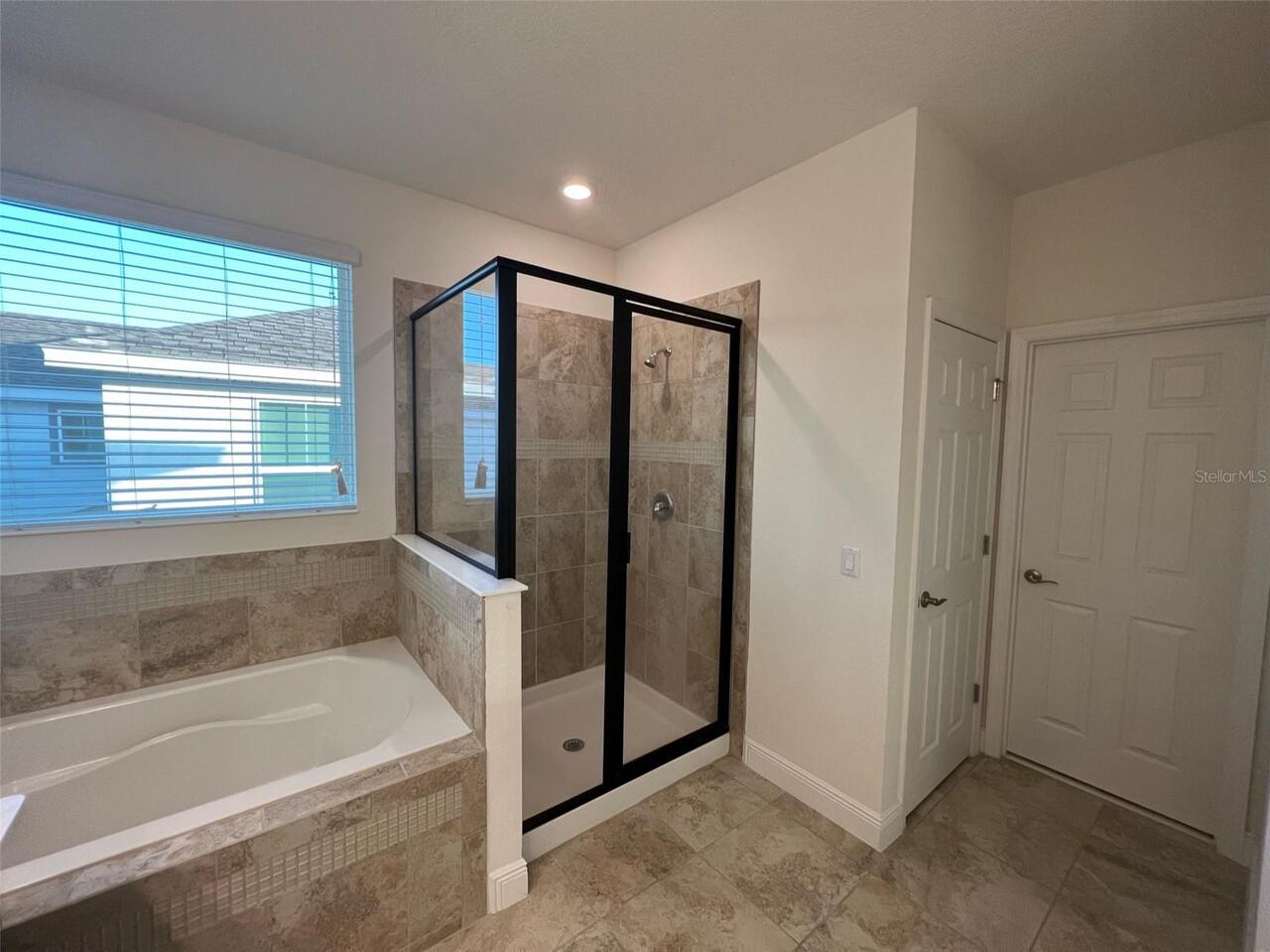 Listing Photo 14