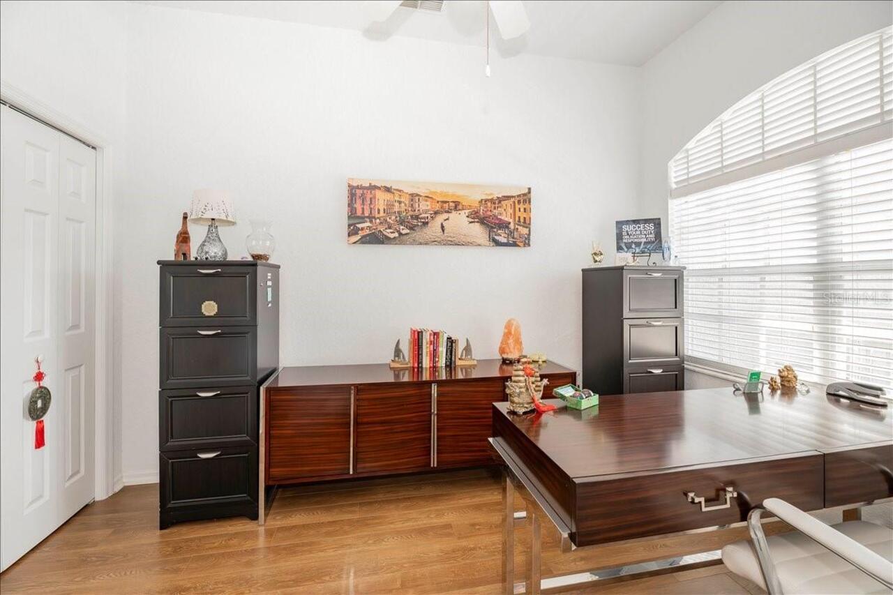 Listing Photo 9