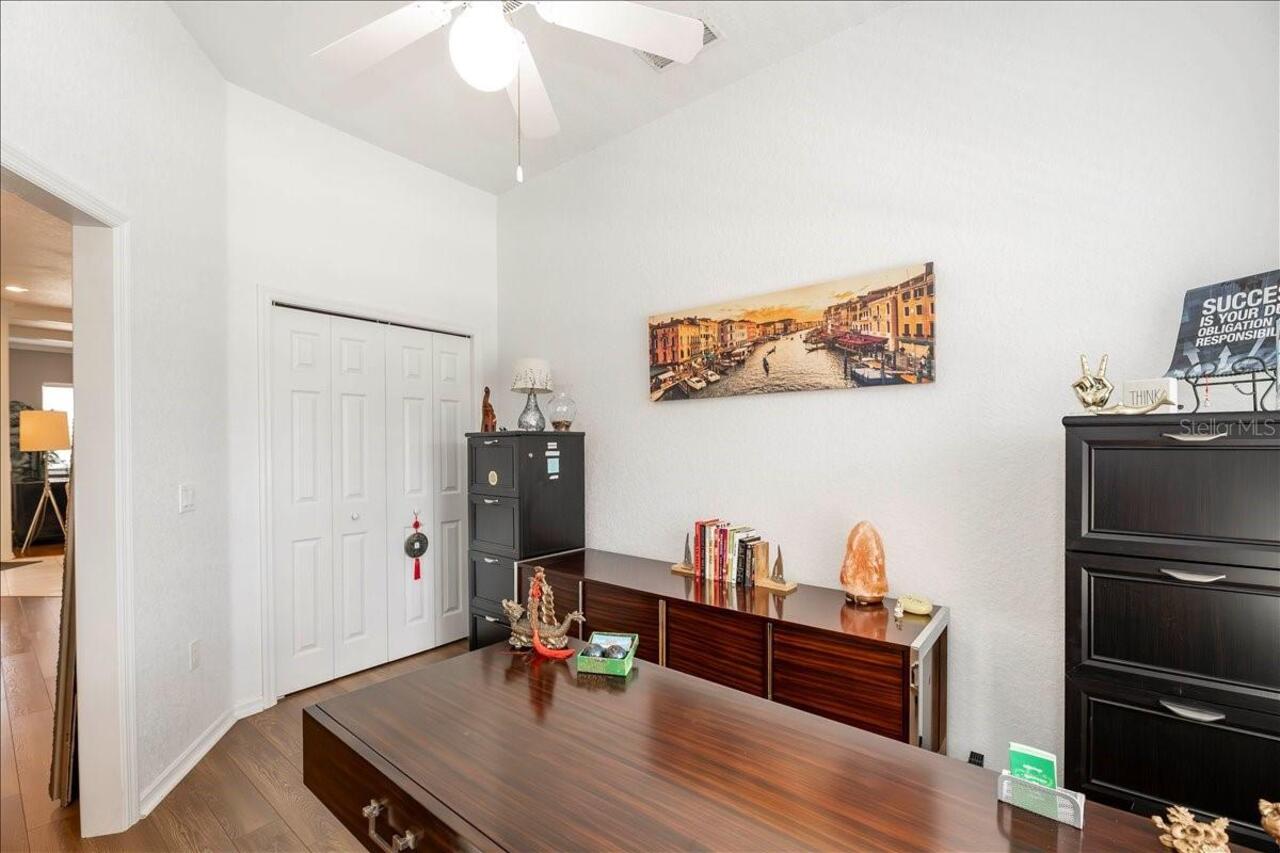 Listing Photo 11