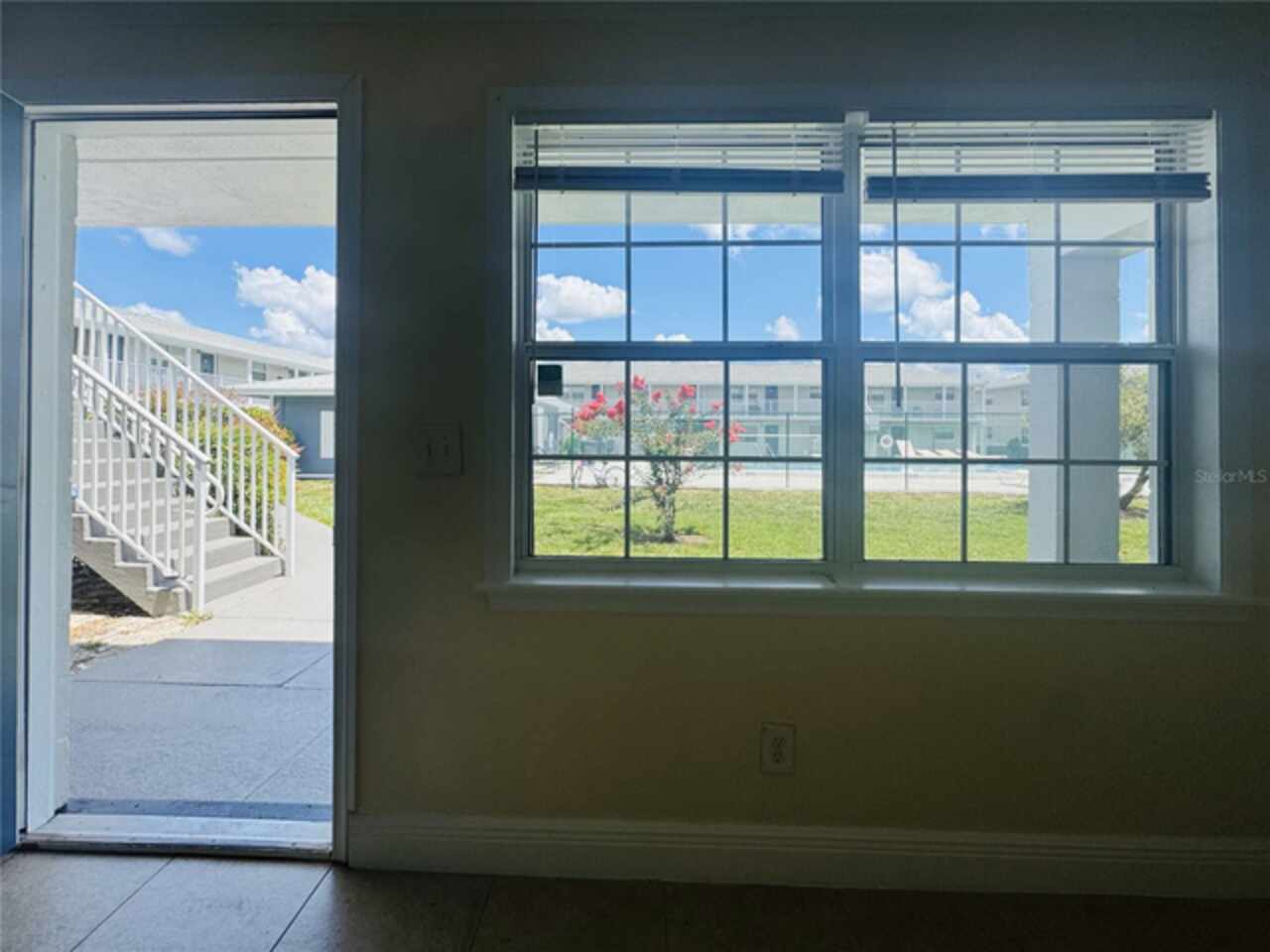 Listing Photo 10