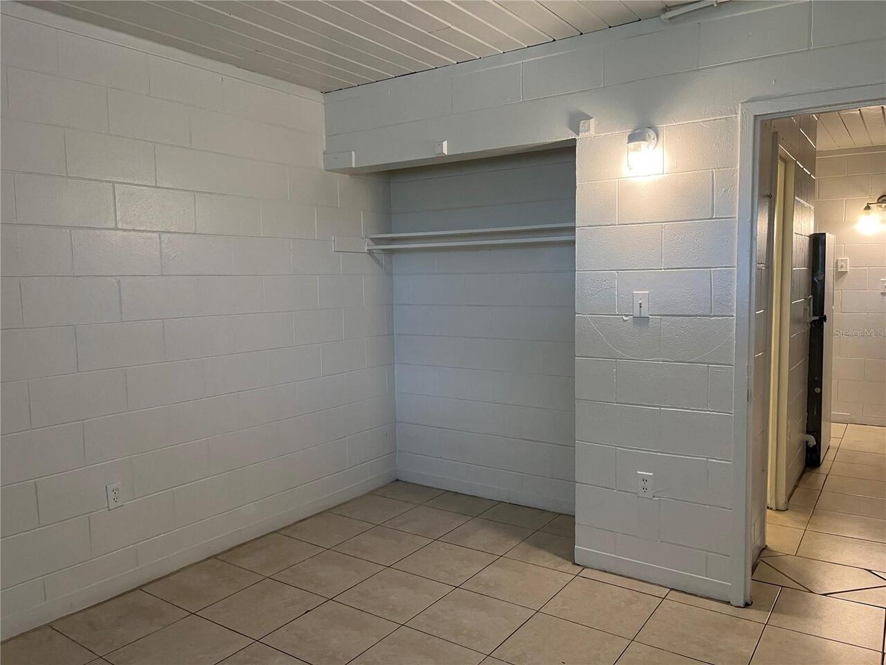 Listing Photo 9