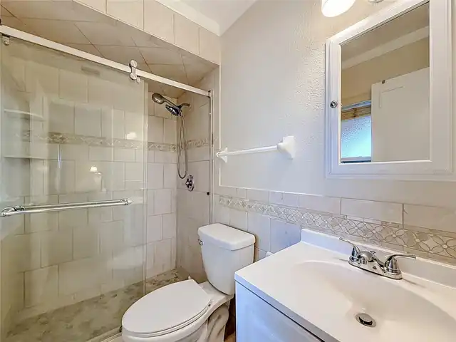 Listing Photo 25