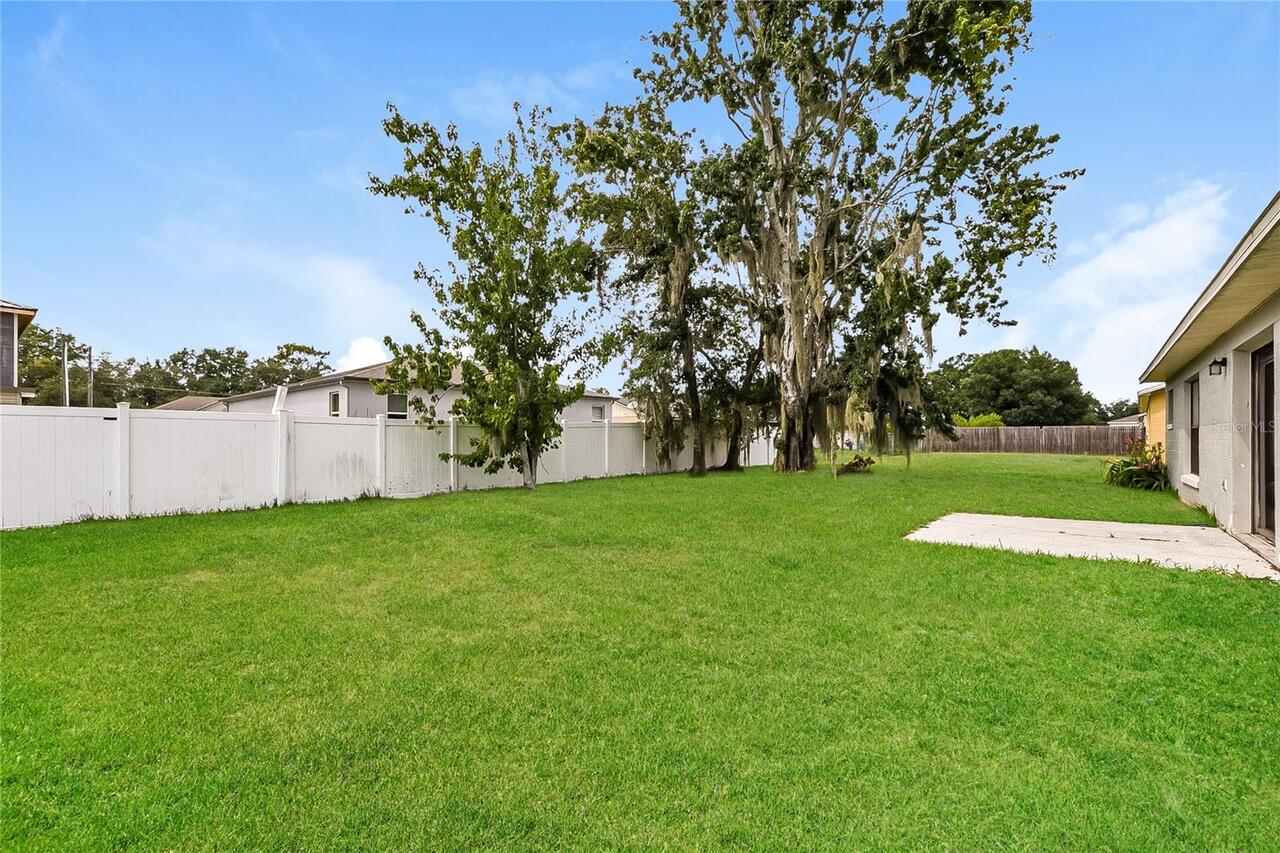 Listing Photo 14