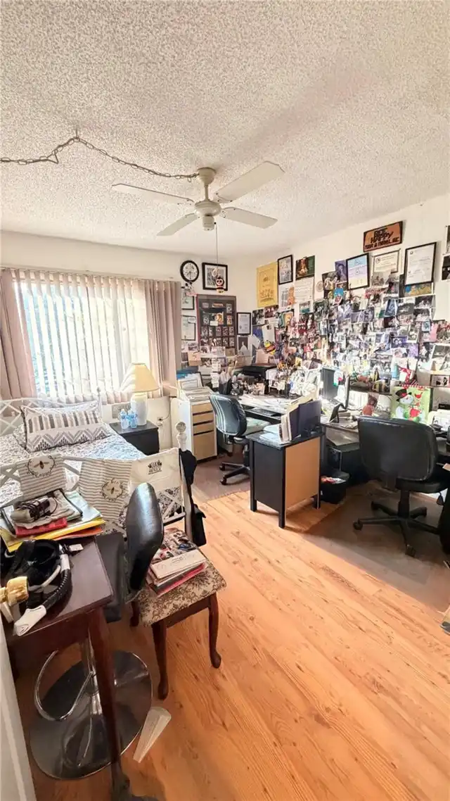 Listing Photo 15