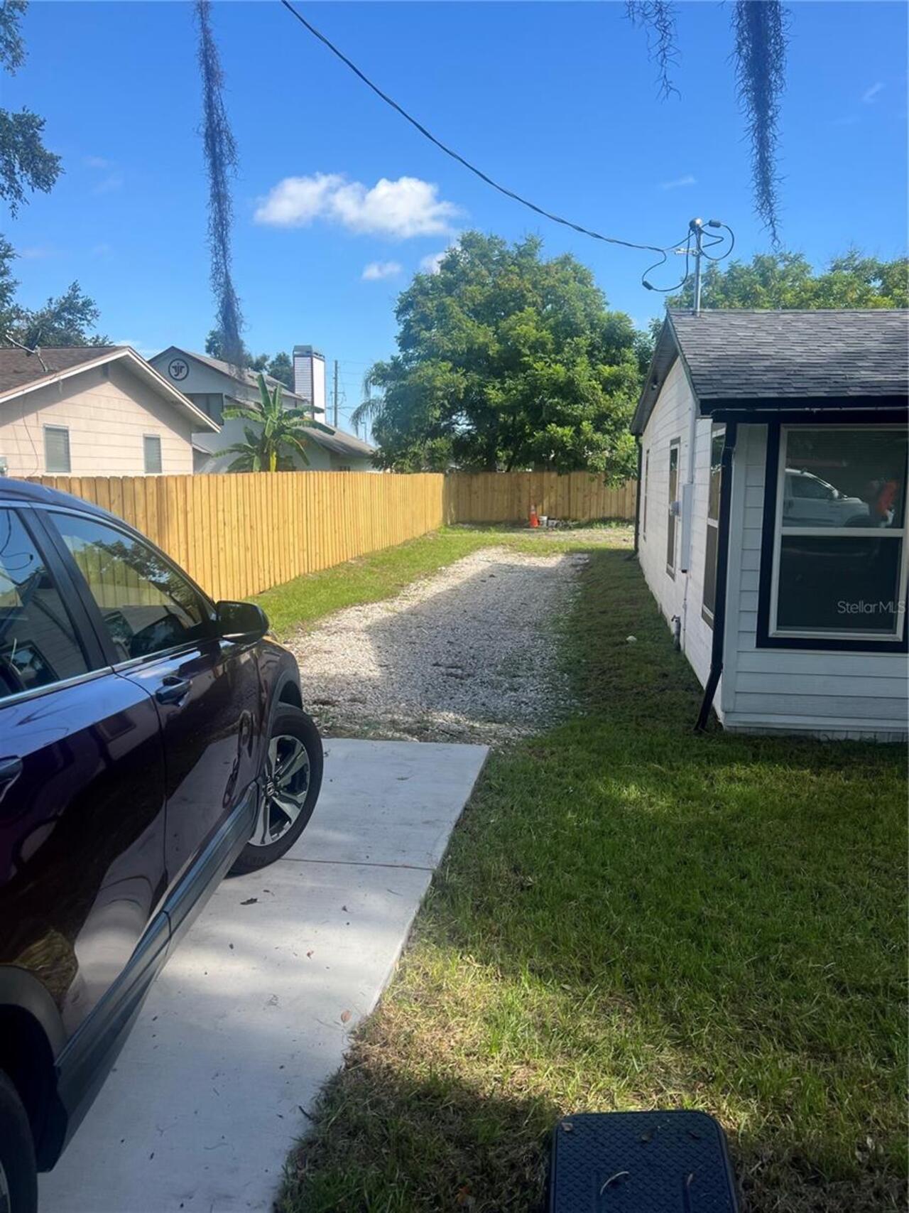 Listing Photo 10