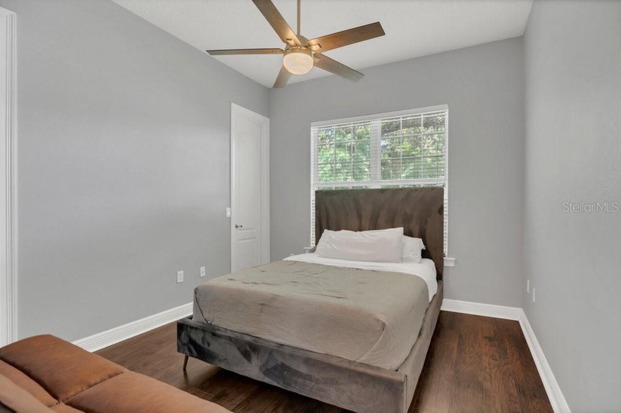 Listing Photo 19