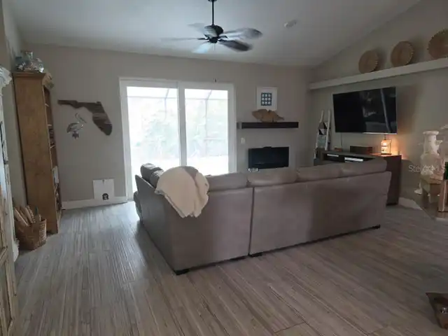Listing Photo 6