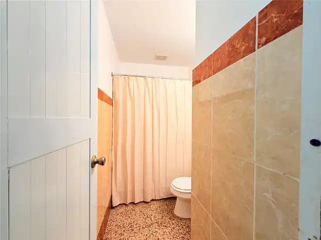 Listing Photo 9