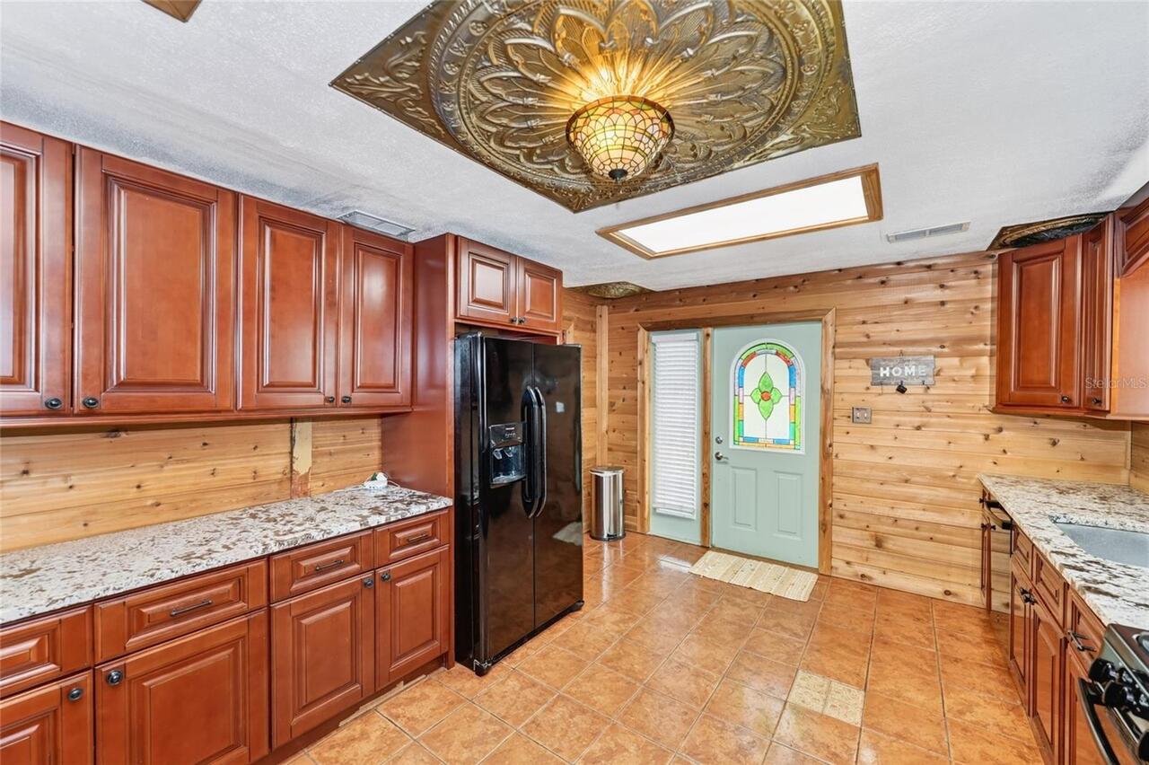 Listing Photo 19