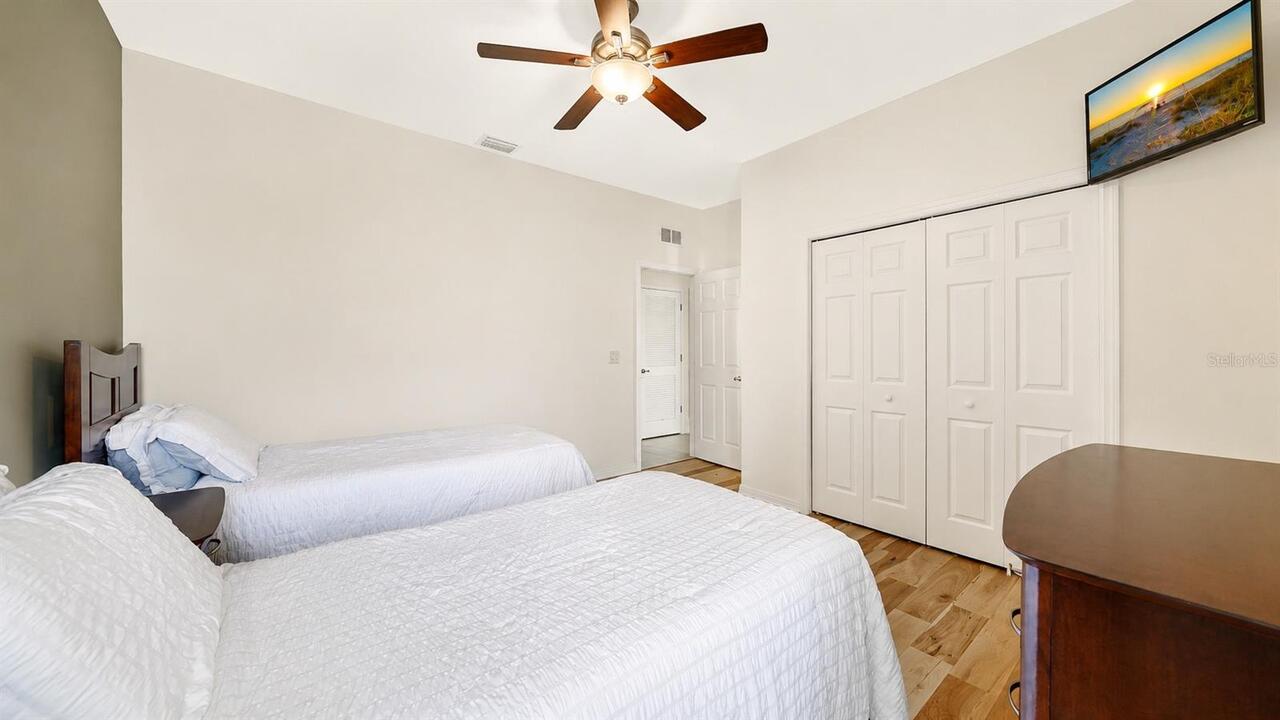 Listing Photo 20