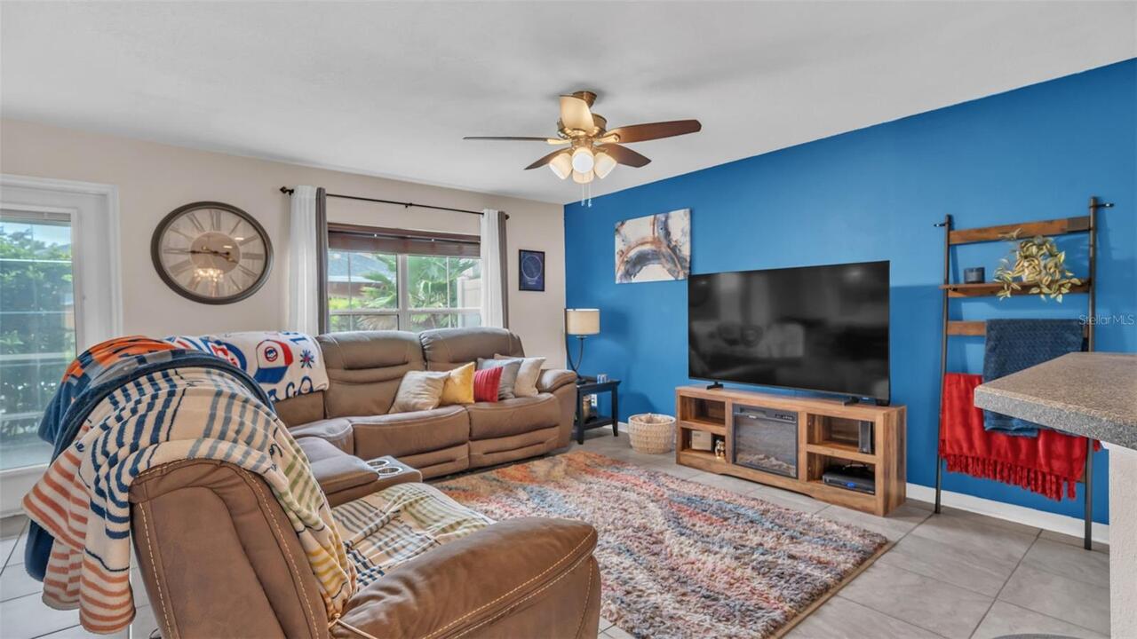 Listing Photo 12