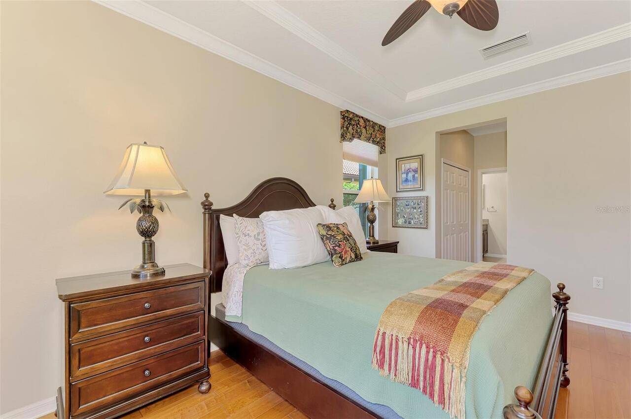 Listing Photo 37