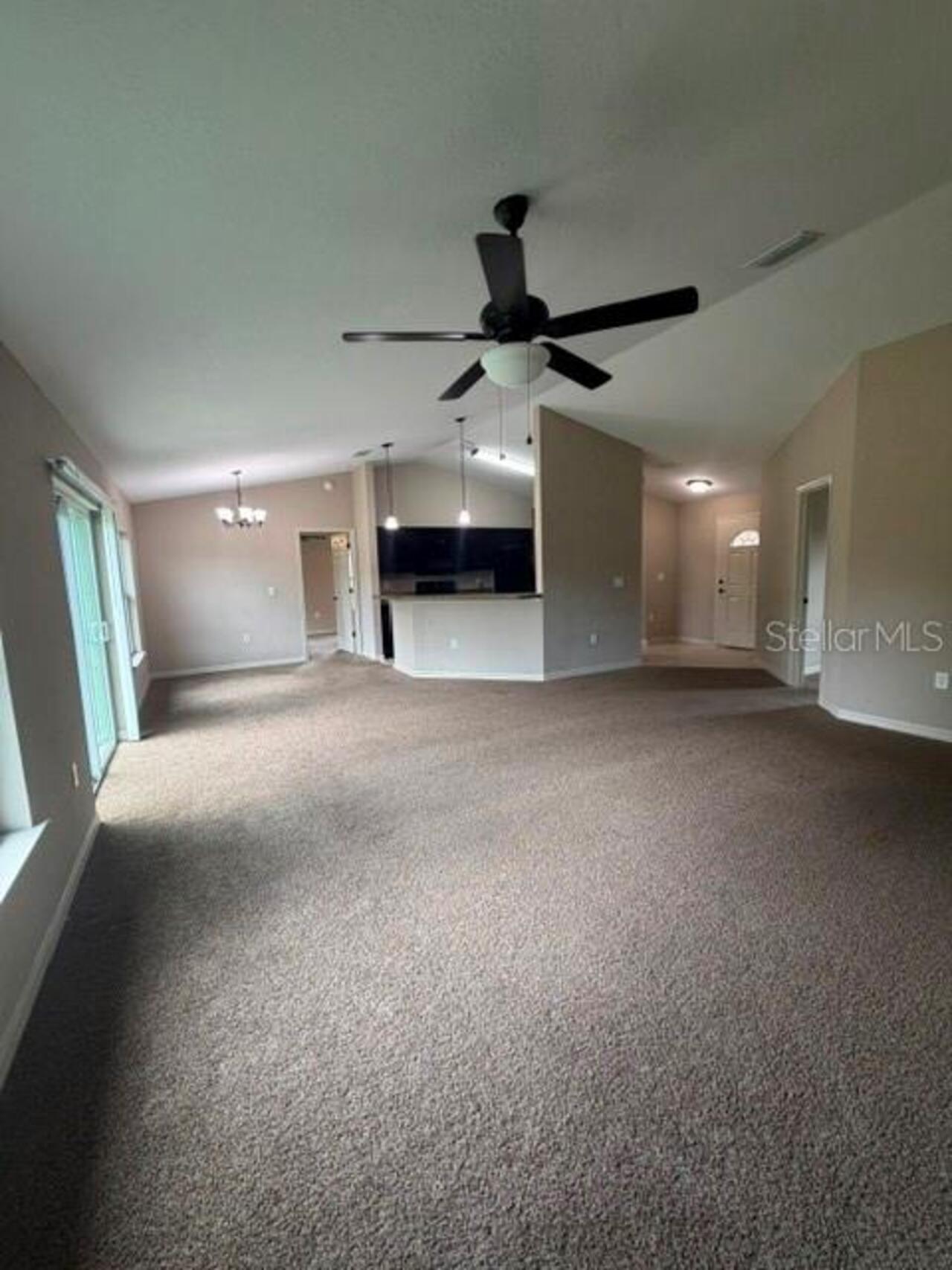 Listing Photo 9