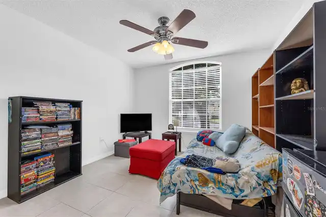 Listing Photo 34
