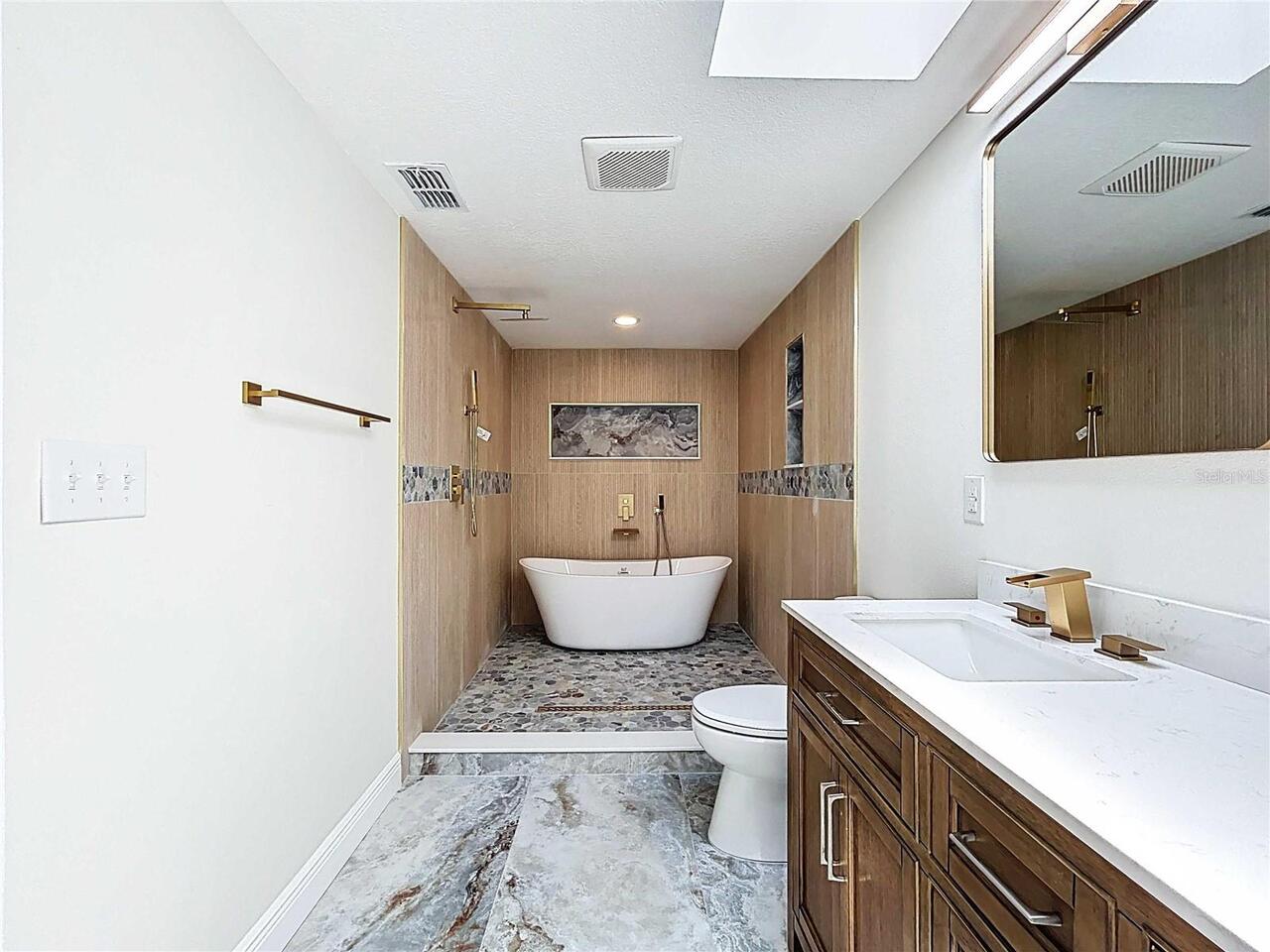 Listing Photo 47