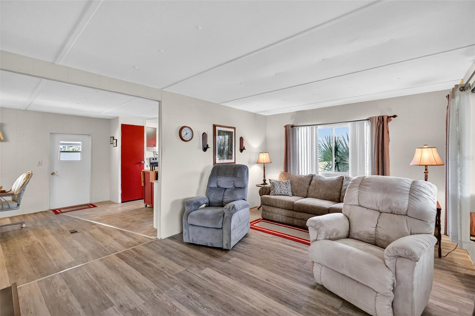 Listing Photo 15