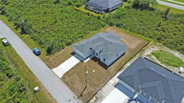 Listing Photo 21