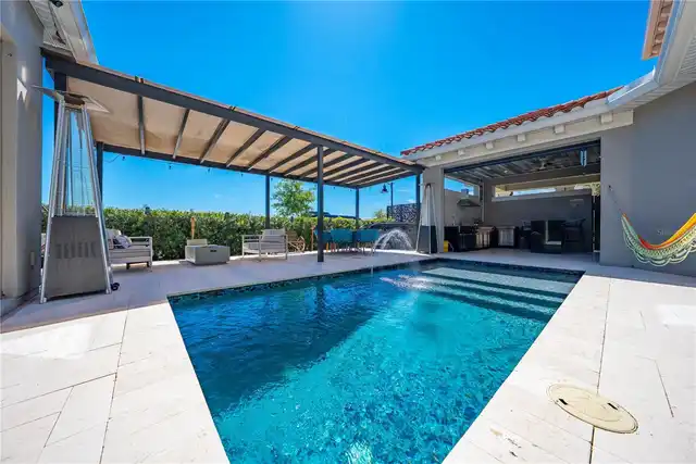 Listing Photo 18