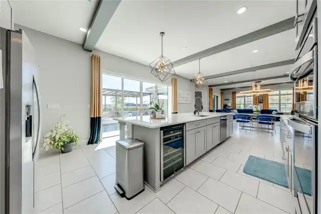 Listing Photo 25