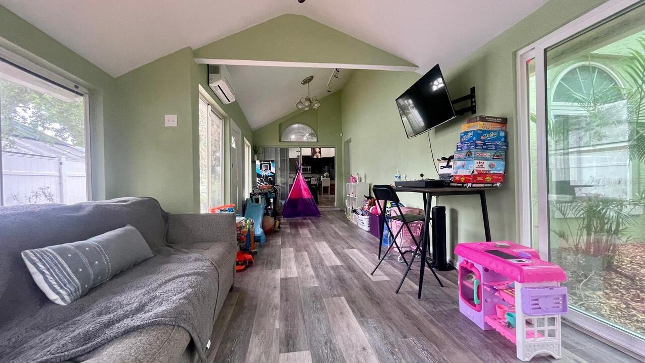 Listing Photo 23