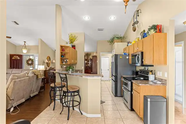 Listing Photo 16