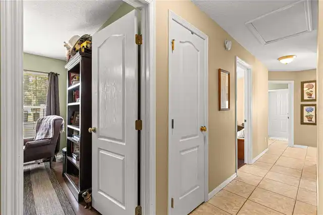 Listing Photo 25
