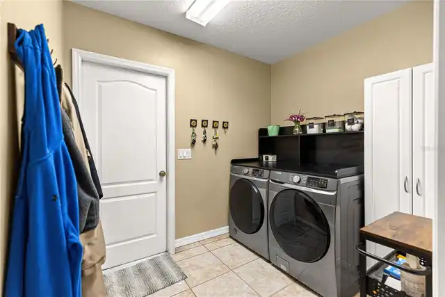 Listing Photo 34