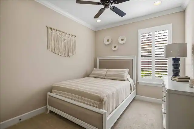 Listing Photo 22