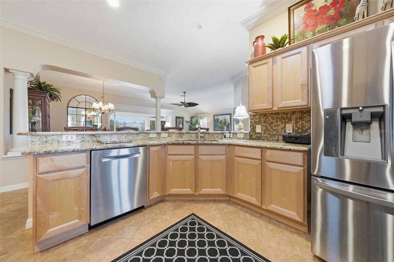 Listing Photo 11