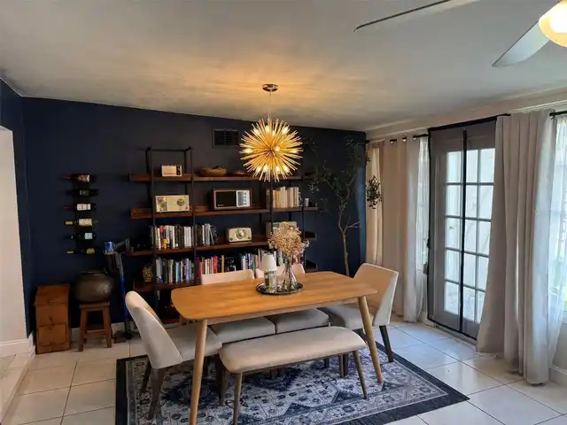 Listing Photo 8