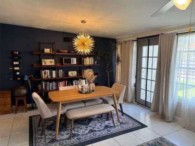 Listing Photo 9