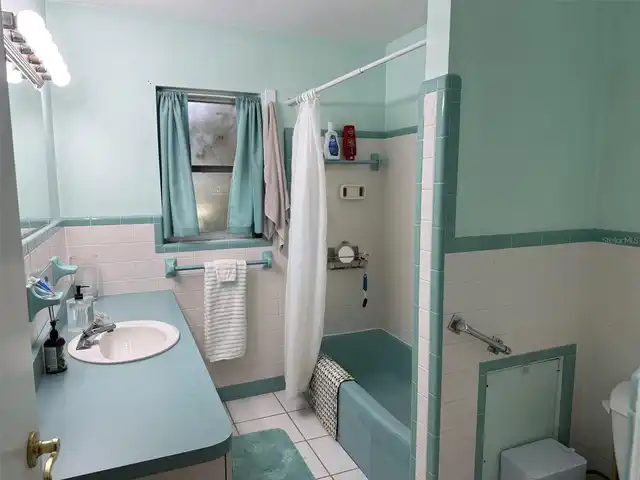 Listing Photo 18