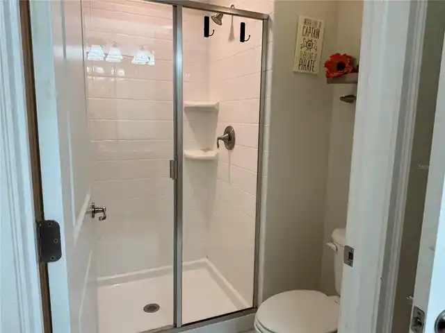 Listing Photo 18