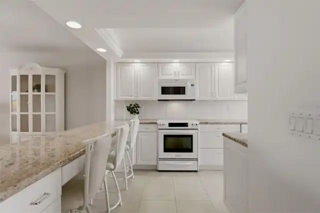 Listing Photo 9
