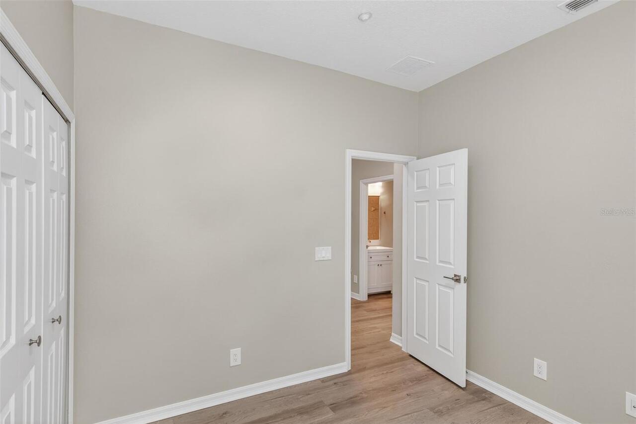 Listing Photo 37