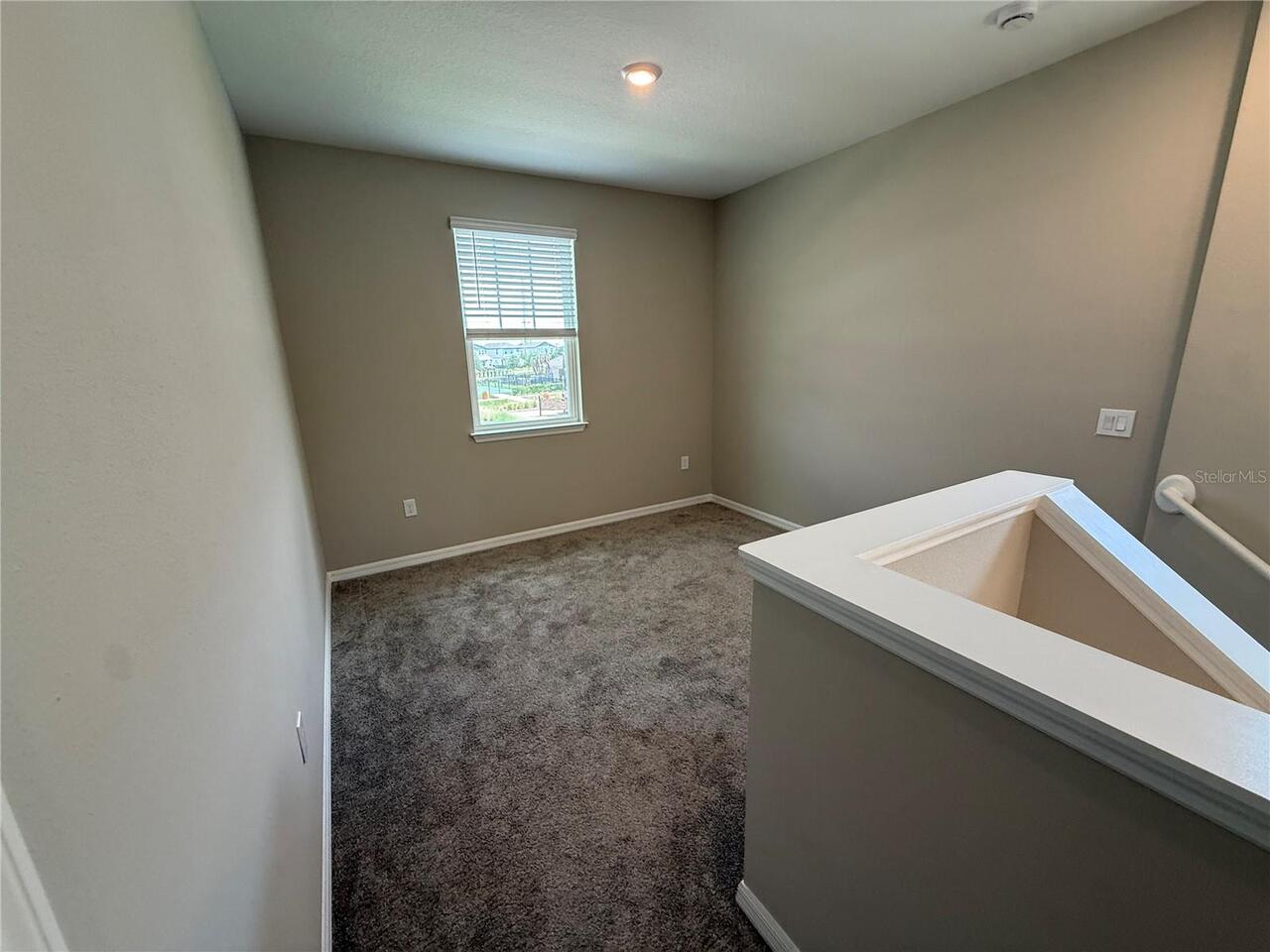 Listing Photo 8