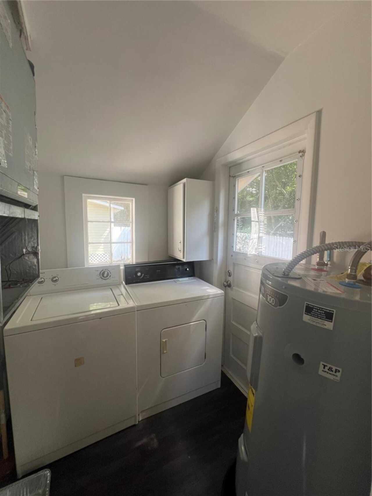 Listing Photo 9
