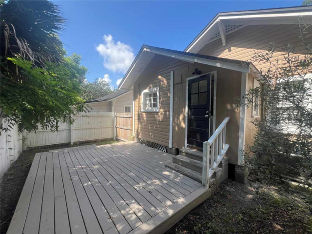 Listing Photo 11