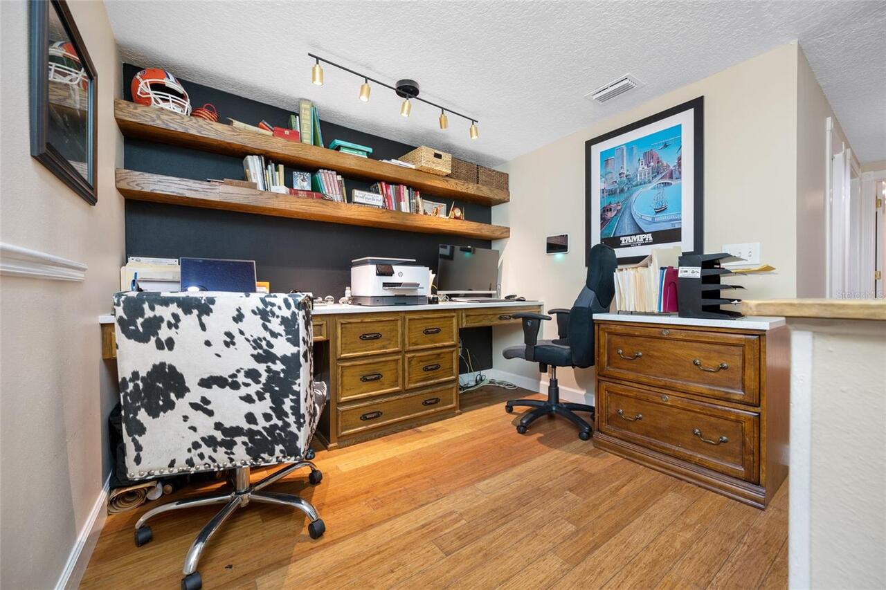Listing Photo 14