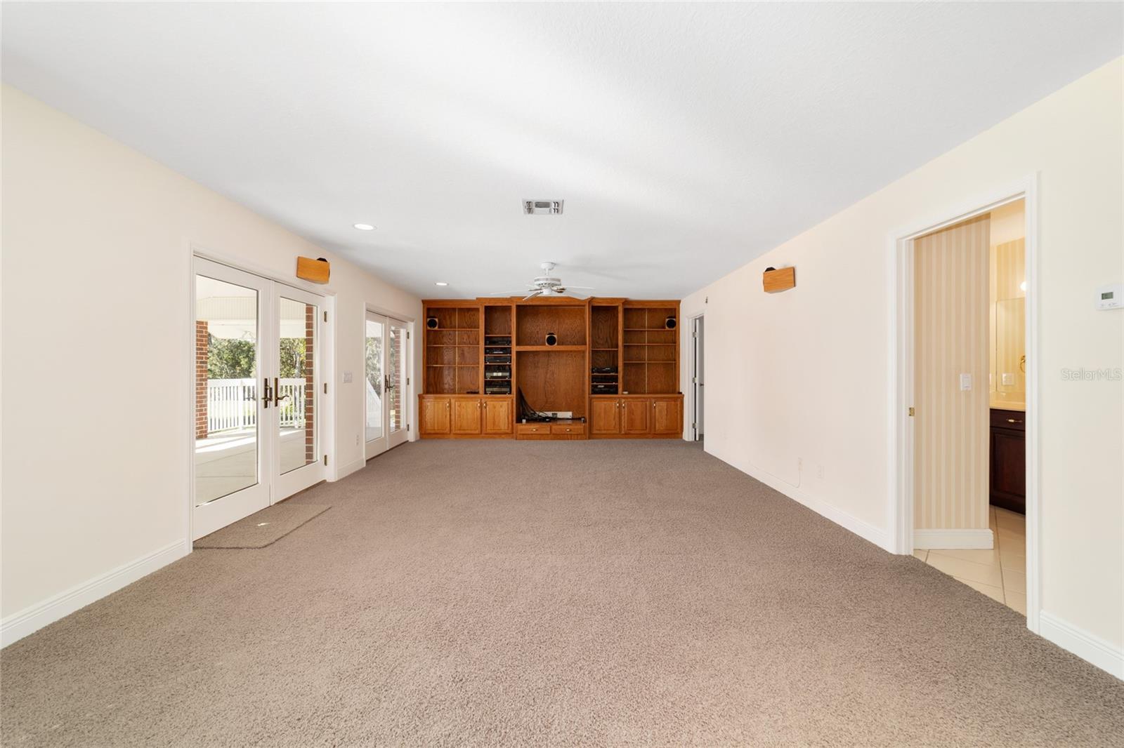 Listing Photo 23