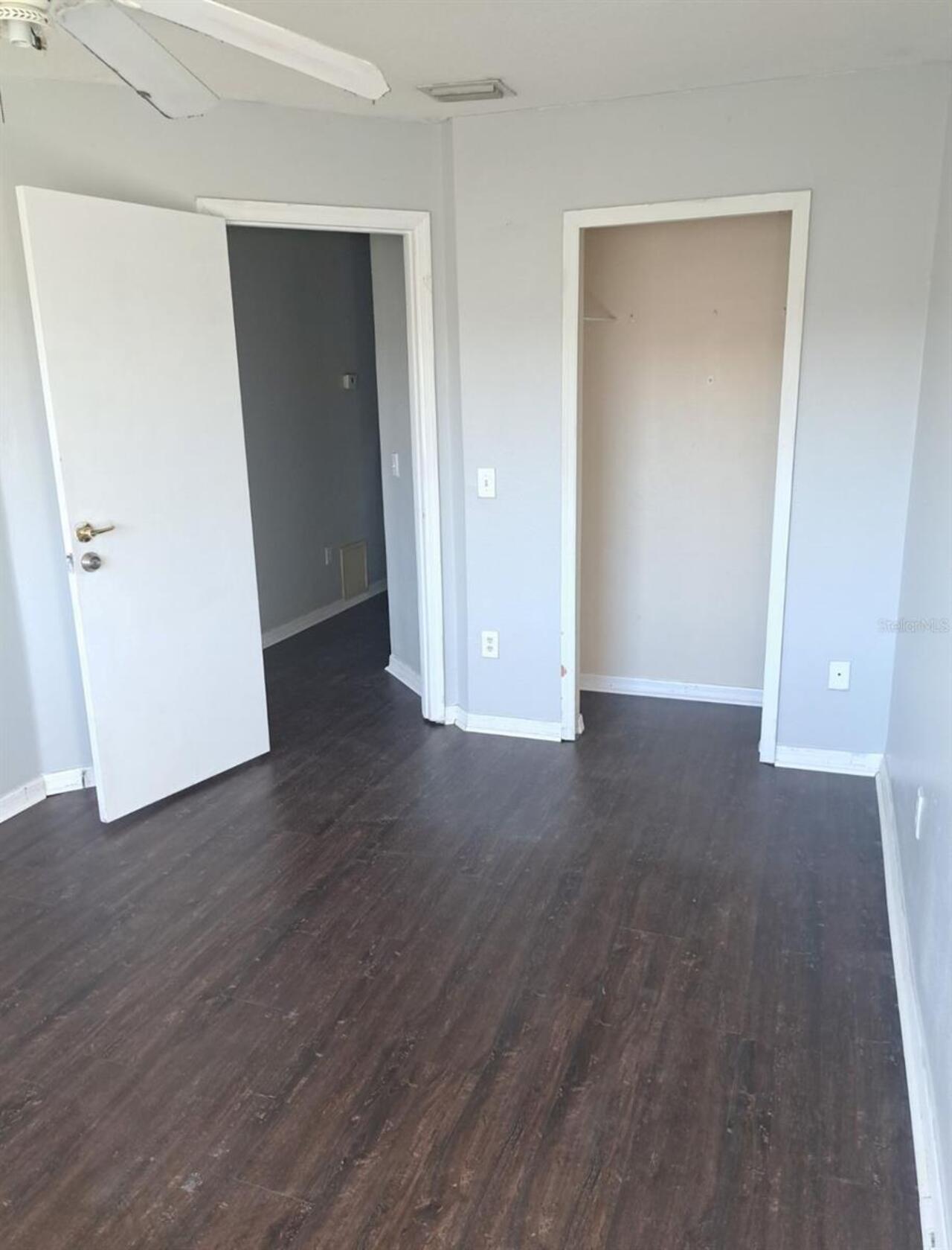 Listing Photo 12